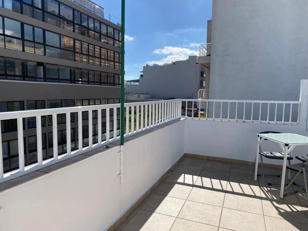 Juliet Housing Hotell Gzira Eksteriør bilde